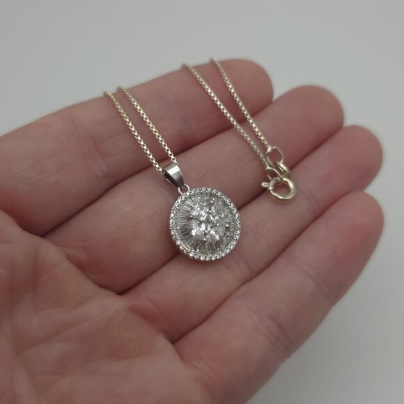 19 Inch Sterling Silver Fancy Style Cubic Zirconia Necklace A891 - Picture 3 of 8